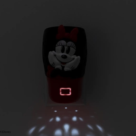 Scentsy Minnie Mouse wall fan diffuser - Picture 3 of 4